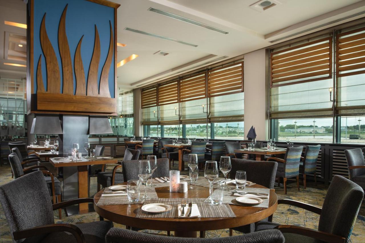 The Galmont Hotel & Spa Galway Exterior foto