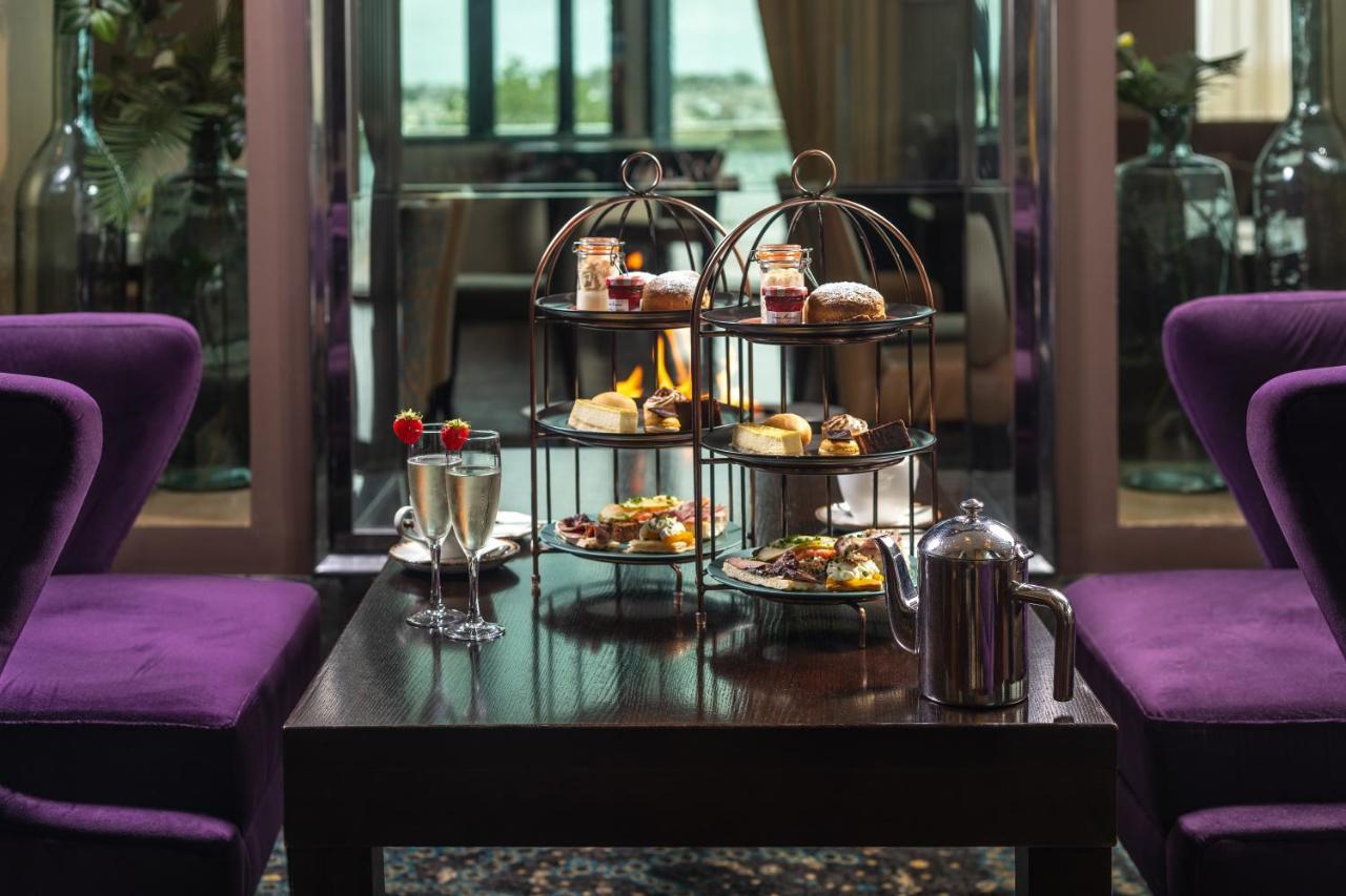 The Galmont Hotel & Spa Galway Exterior foto
