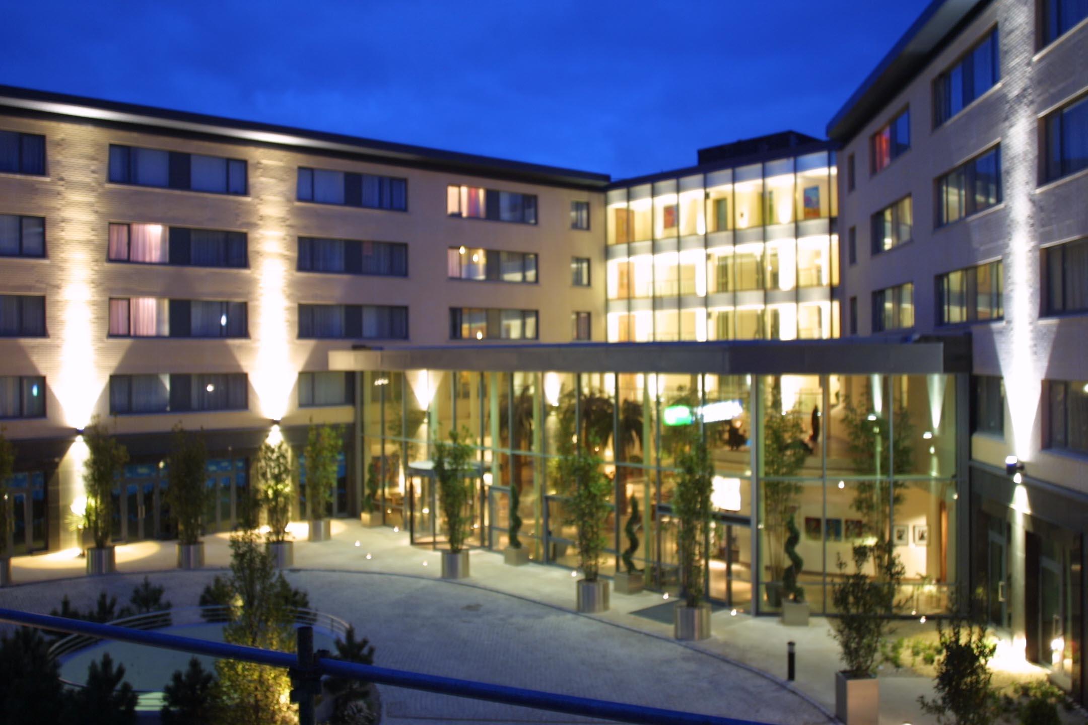 The Galmont Hotel & Spa Galway Exterior foto